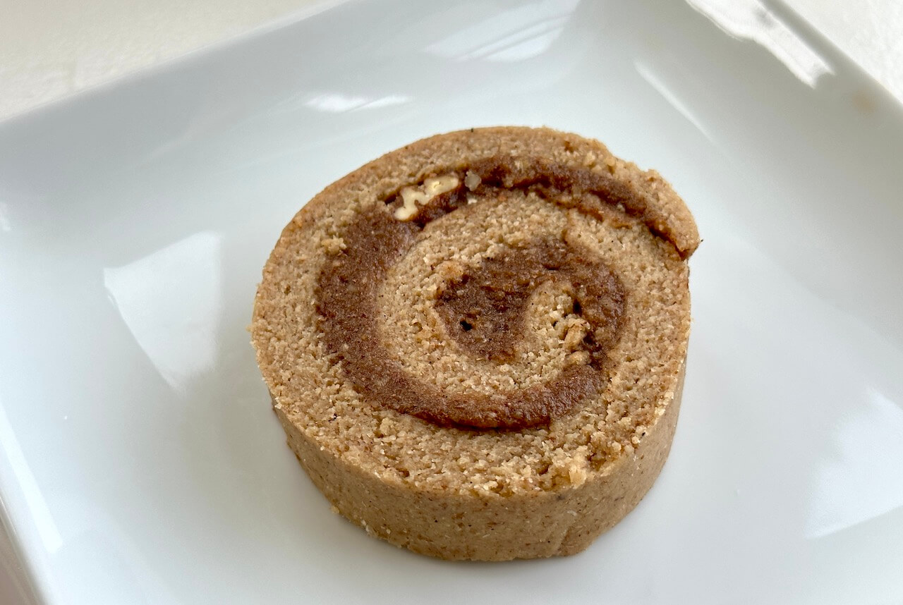 EREWHON S RAW CINNAMON ROLL Exact Copy Cat Recipe Chanty Veggie erewhon-s-raw-cinnamon-roll-exact-copy-cat-recipe-chanty-veggie